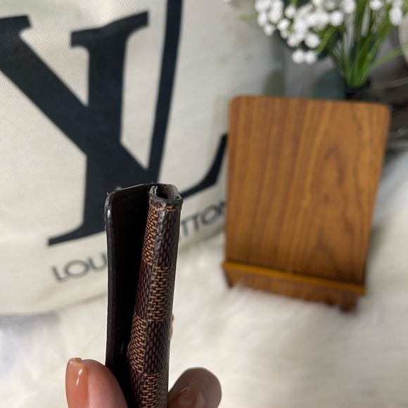 AUTHENTIC LOUIS VUITTON DAMIER MULTICLES 4 RING KEY CASE - Picture 11 of 14